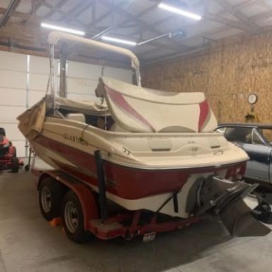 2002 Wide Body 20' Glastron 205gxi