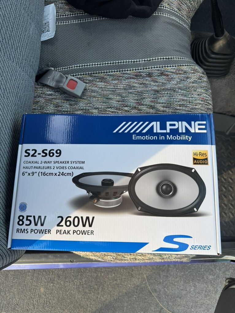 Alpine S2-s69 Speakers