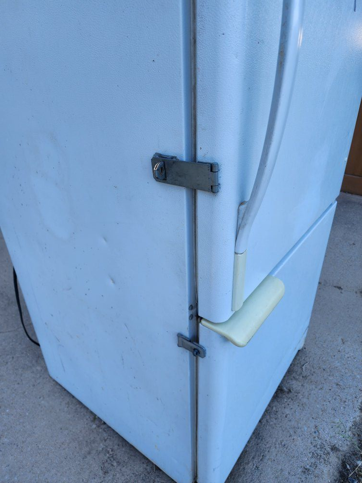 Main image 2