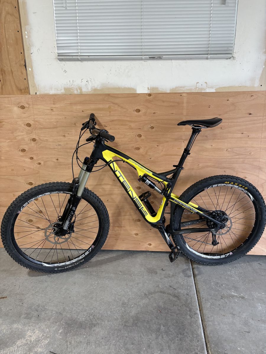 Intense Carbon MT Bike