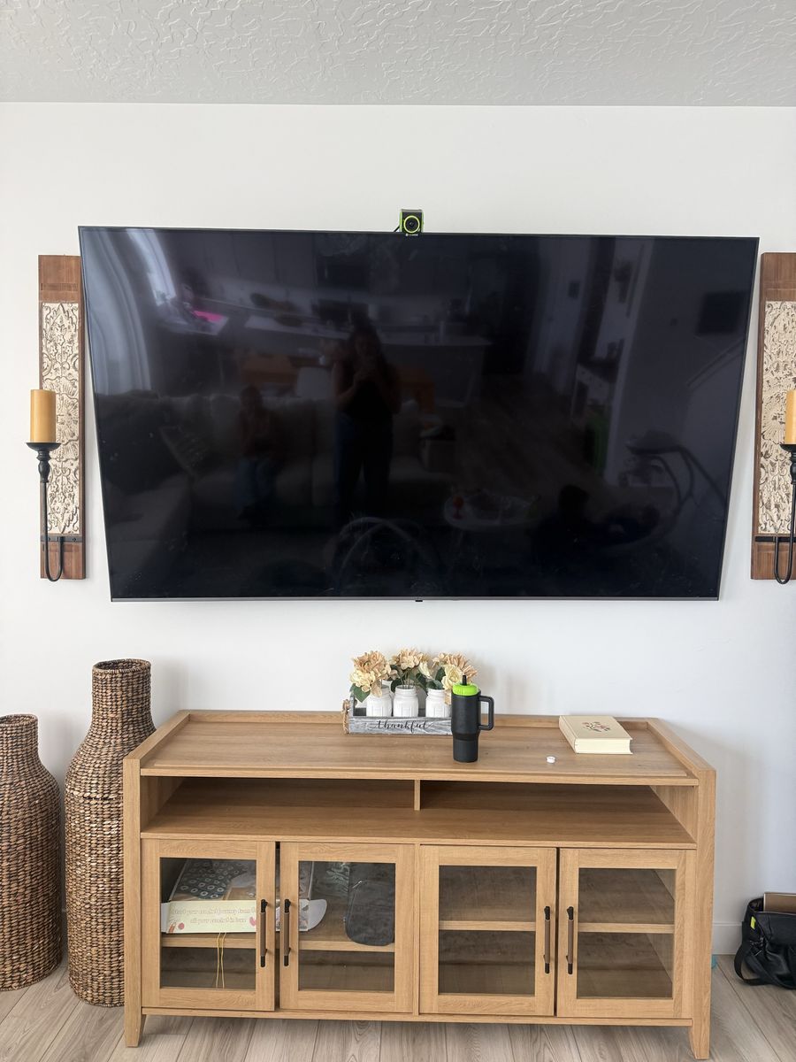 86” LG Smart TV