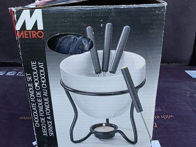 Metro Chocolate Fondue Set