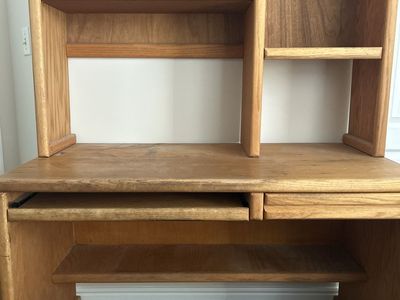 Solid Wood Oak Computer Desk with Hutch and Pull-Out Keyboard