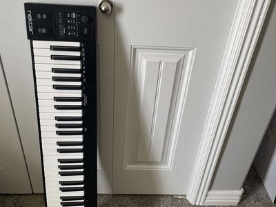 (61- Keys)Nektar Midi Keyboard