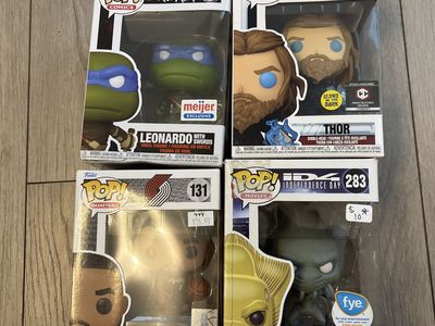 Funko Pop! Collectibles: Leonardo, Thor (Glow in the Dark), Damian Lillard, and Alien