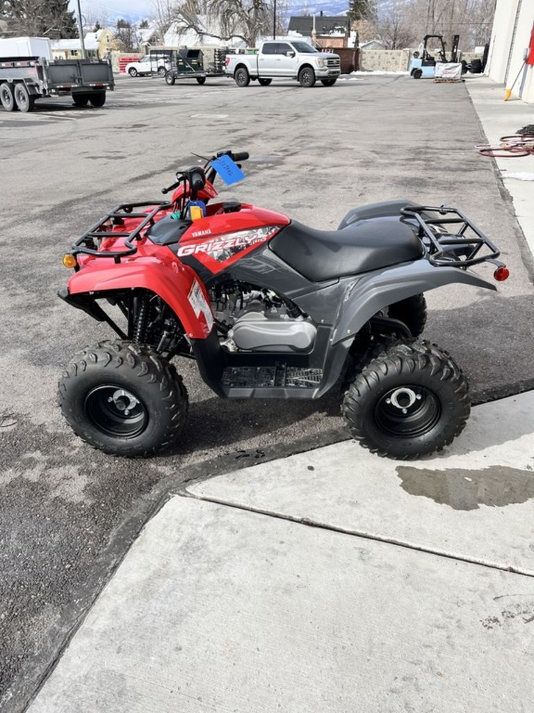 2025 Yamaha GRIZZLY 110 Grey Metallic/Red - Y03942