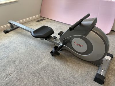 Sunny Health & Fitness Rowing Machine