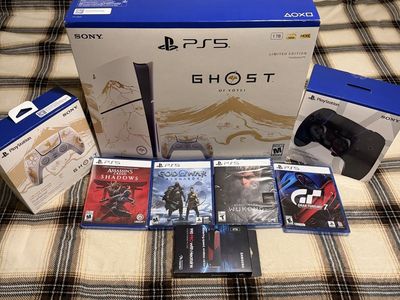PS5 Ghost of Yotie Special Addition Ultimate Gamming Bundle