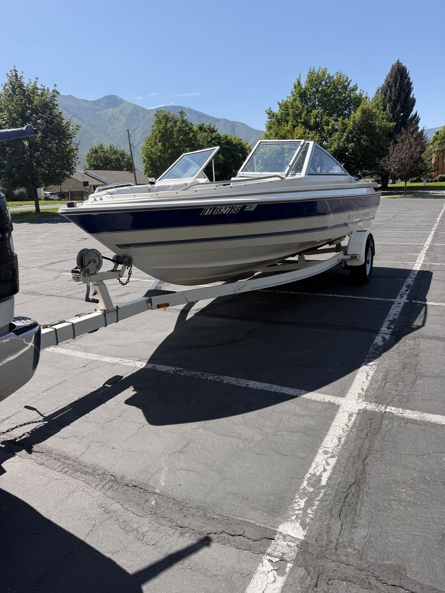1994 Bayliner Capri 1950
