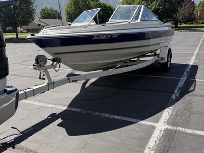 1994 Bayliner Capri 1950