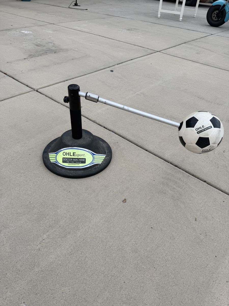 OHLE sport soccer machine