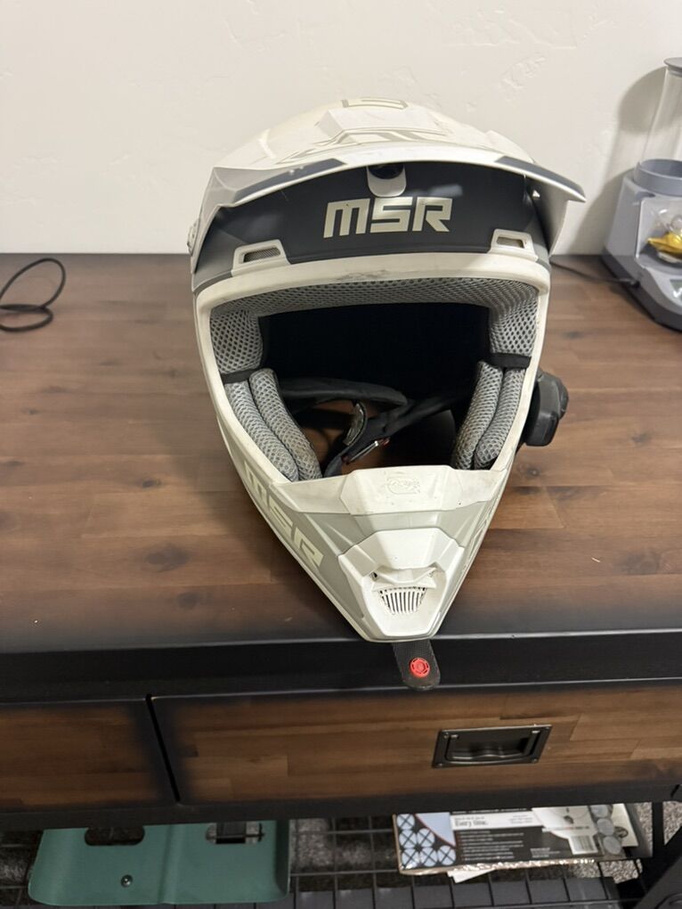 2xl Helmet