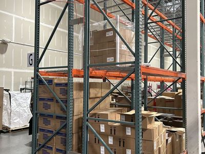 Used pallet racking (excellent condition)