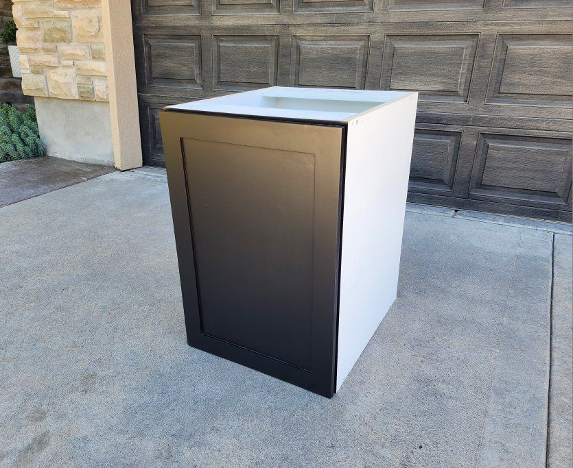 Shaker Base kitchen/ Bathroom Cabinet