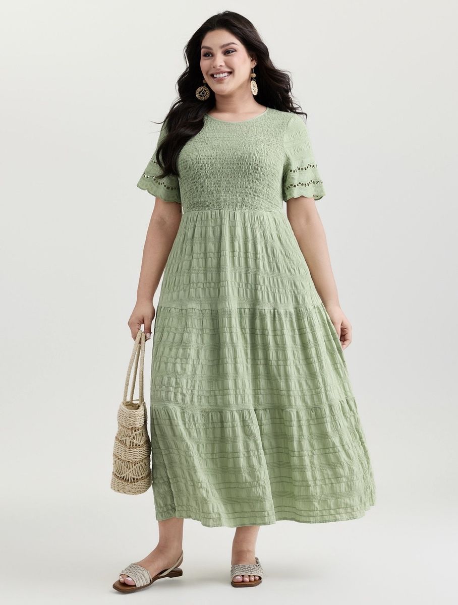 New Bloom Chic Plus Size Green Smocked Midi Dress with Eyelet Sleeve Detail - Women's XL (US 14-16)