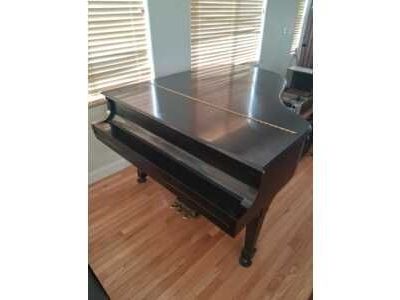 Steinway and Sons L5 Baby Grand With QRS PNOmation 3