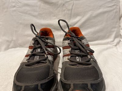 Salomon XRShift Men’s size 9 or EU 42 2/3 gray with orange trail shoes