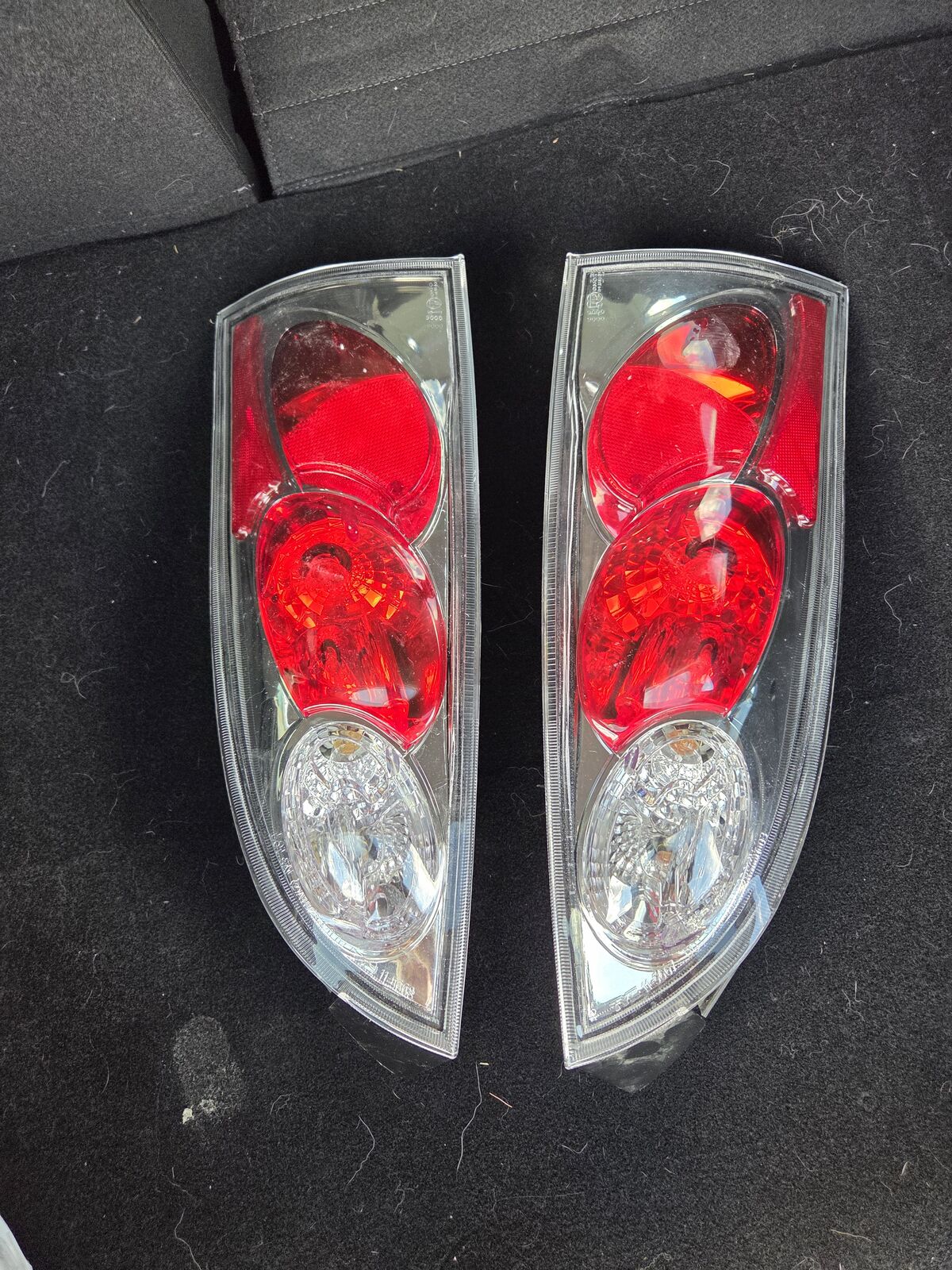 98-04 ford focus Hatchback euro taillights set