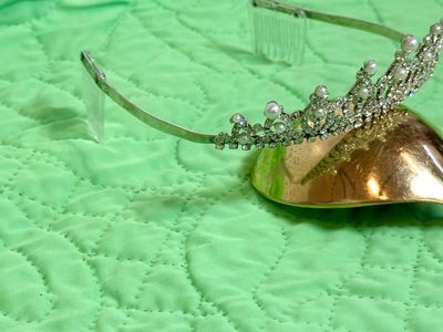 1957 LUCERNE PHOENIX OAK & Metal Crate