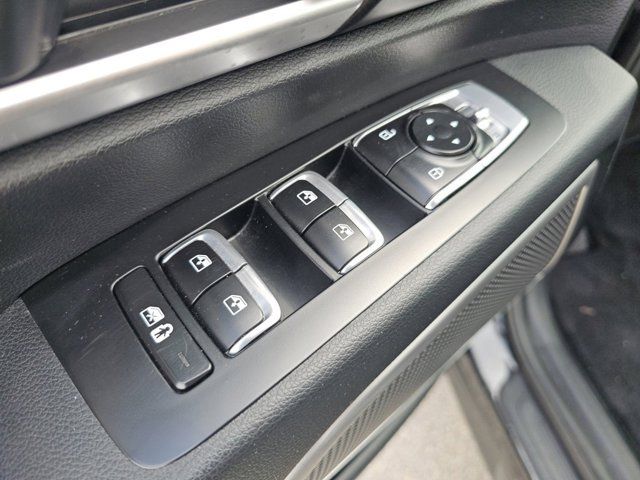 Main image 29
