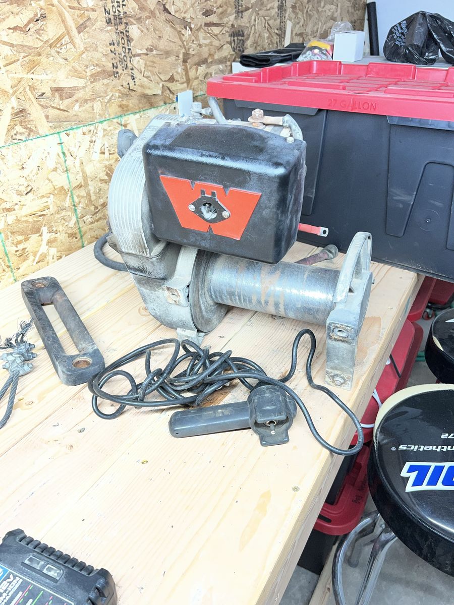 1977 Warn 8274 Winch