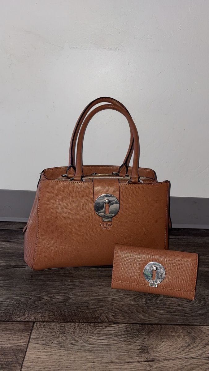 Guess Bag & wallet Set