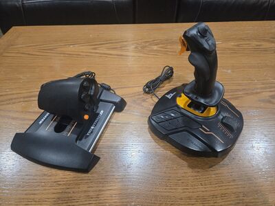 Thrustmaster T16000M HOTAS