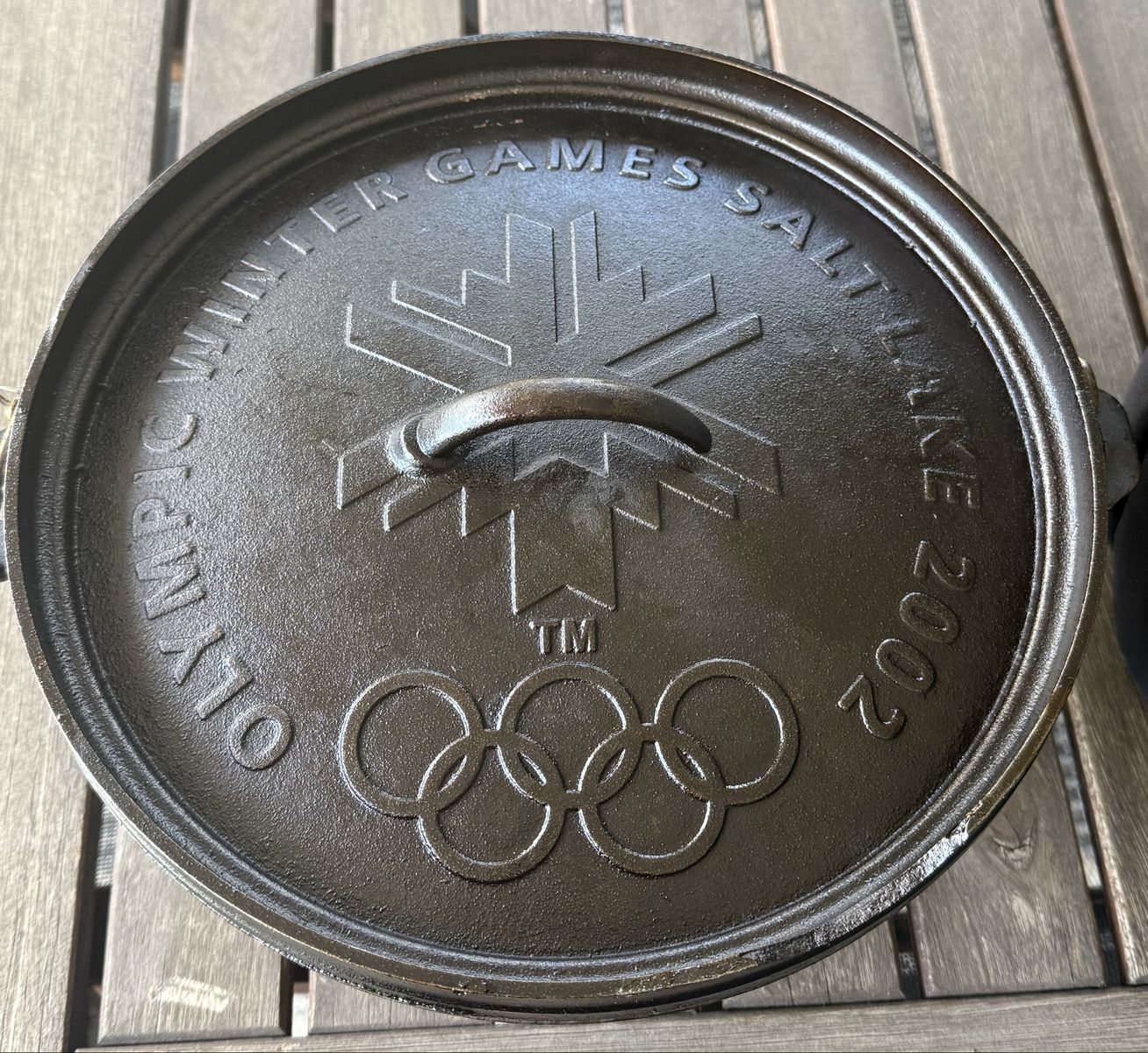 13” Lodge Cast Iron Dutch Oven - Rare 2002 Olympic