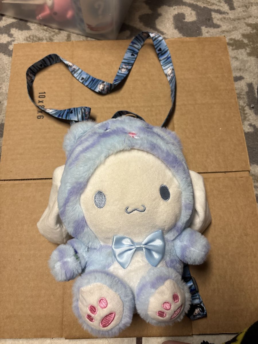 Hello kitty cinnamaroll bag