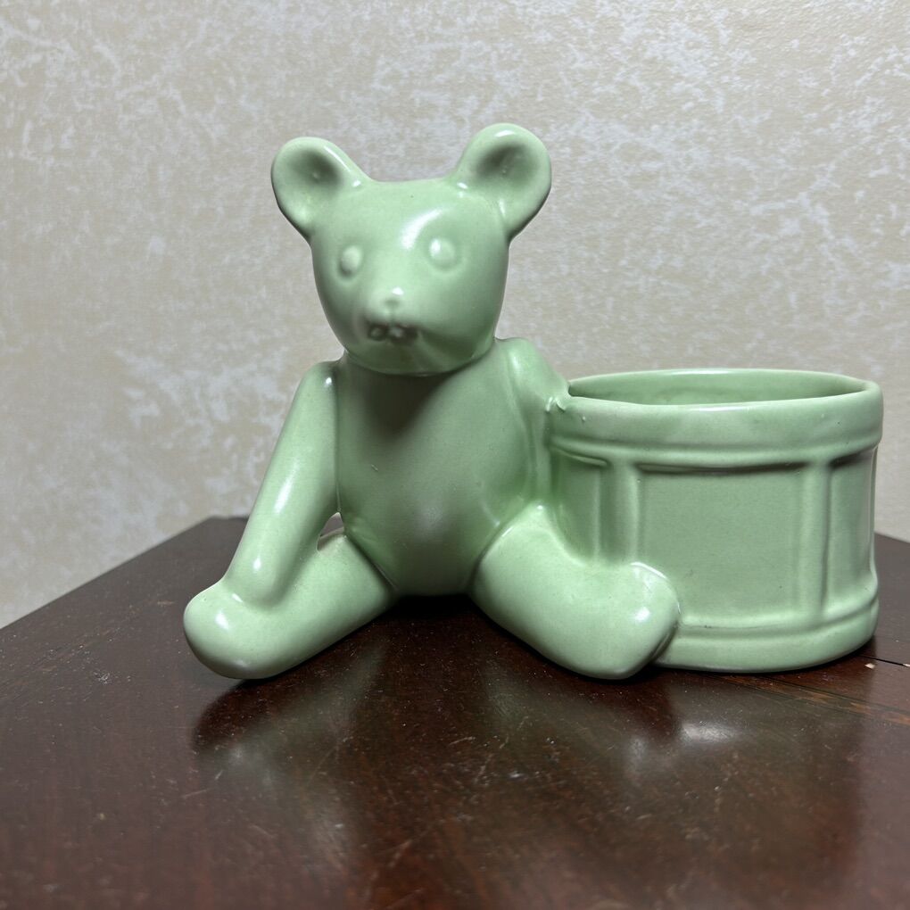 Vintage Haeger Teddy Bear Planter mint-Green
