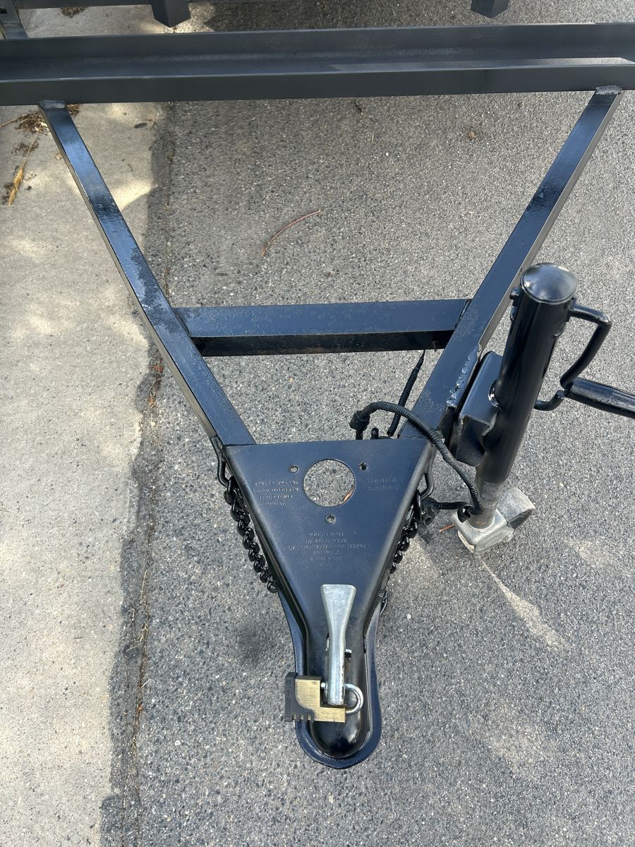Main image 6