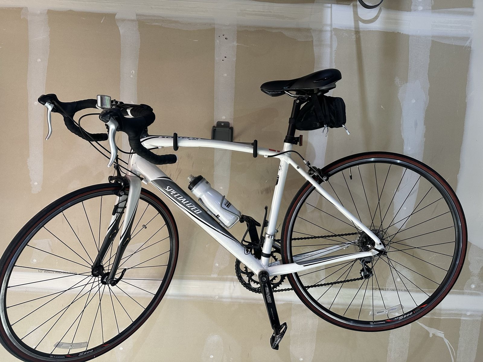 Specialized 54 cm road bike