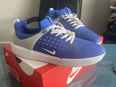 Nike Men's 11.5 SB Zoom NyJah Low Game Royal Blue