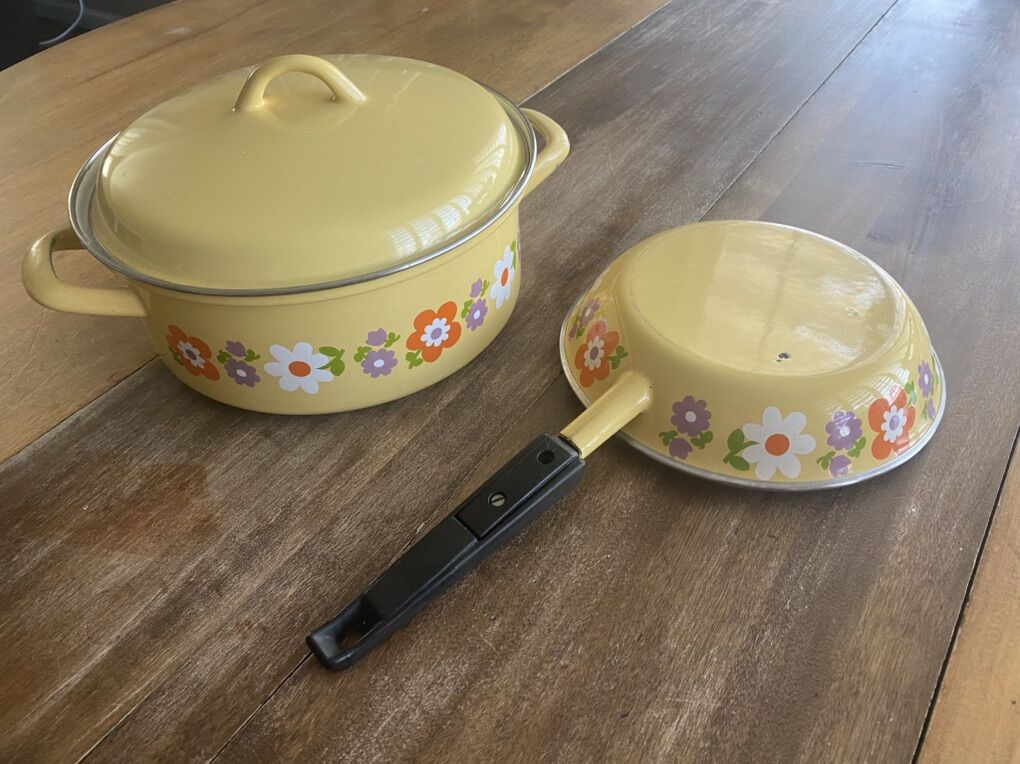 Vintage Flowered Pot And Oat