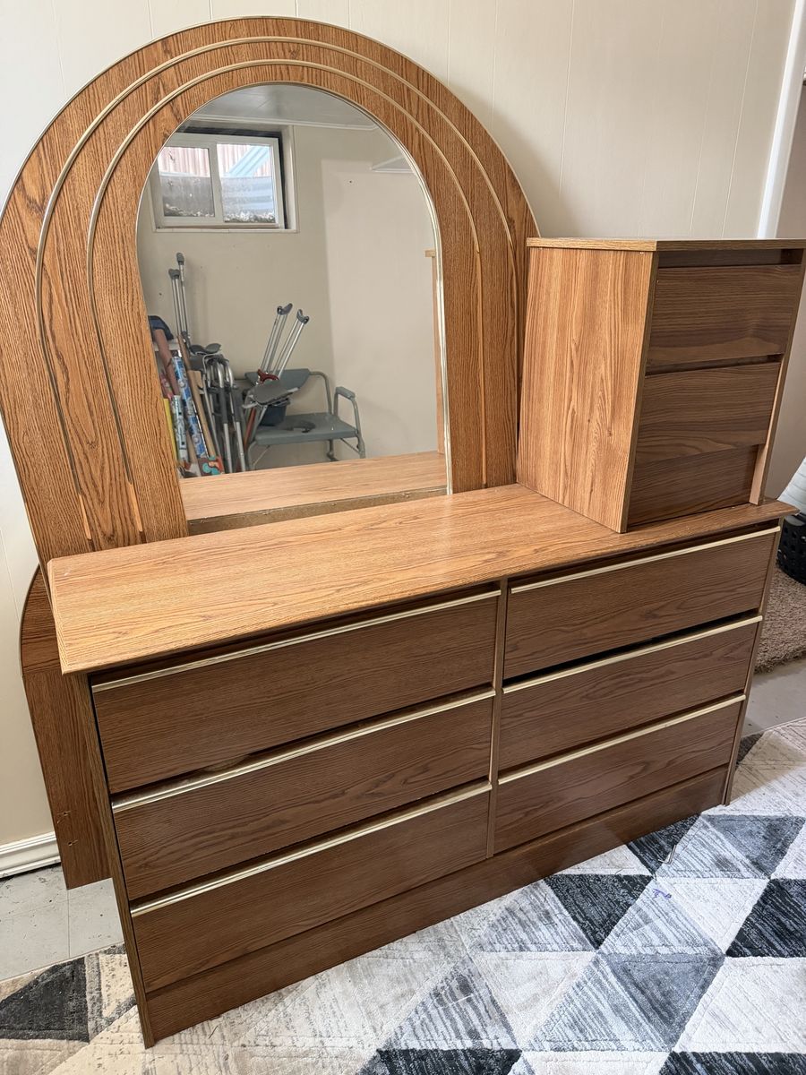 Dresser with mirror, Matching Nightstand - Bedroom Set