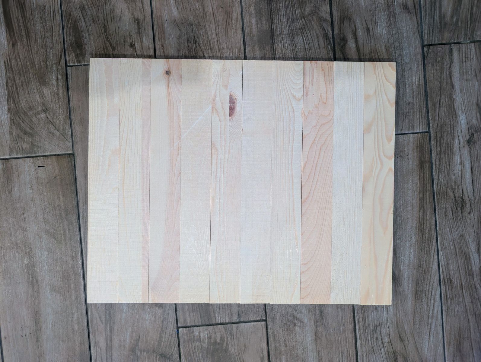 Slatted wood panels, sign