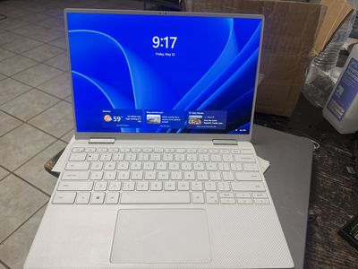 INSANE DEAL ON 2IN1 DELL XPS 13 7390 i7/16gb/512gb excellent condition w/warranty