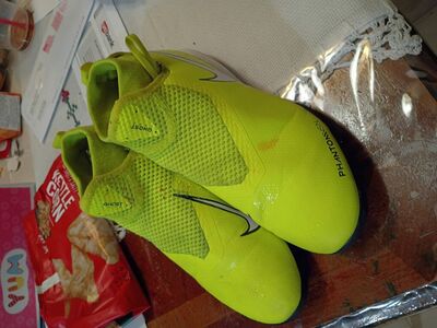 3y kids indoor soccer shoes