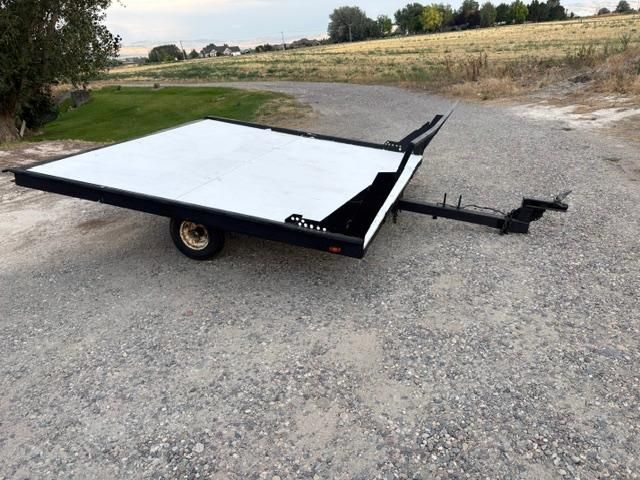 8' X 8' tilt deck trailer
