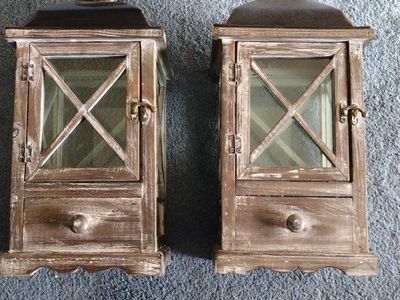 Candle lanterns