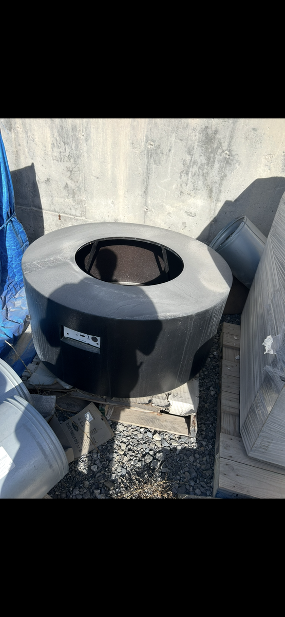 Outdoor firepit