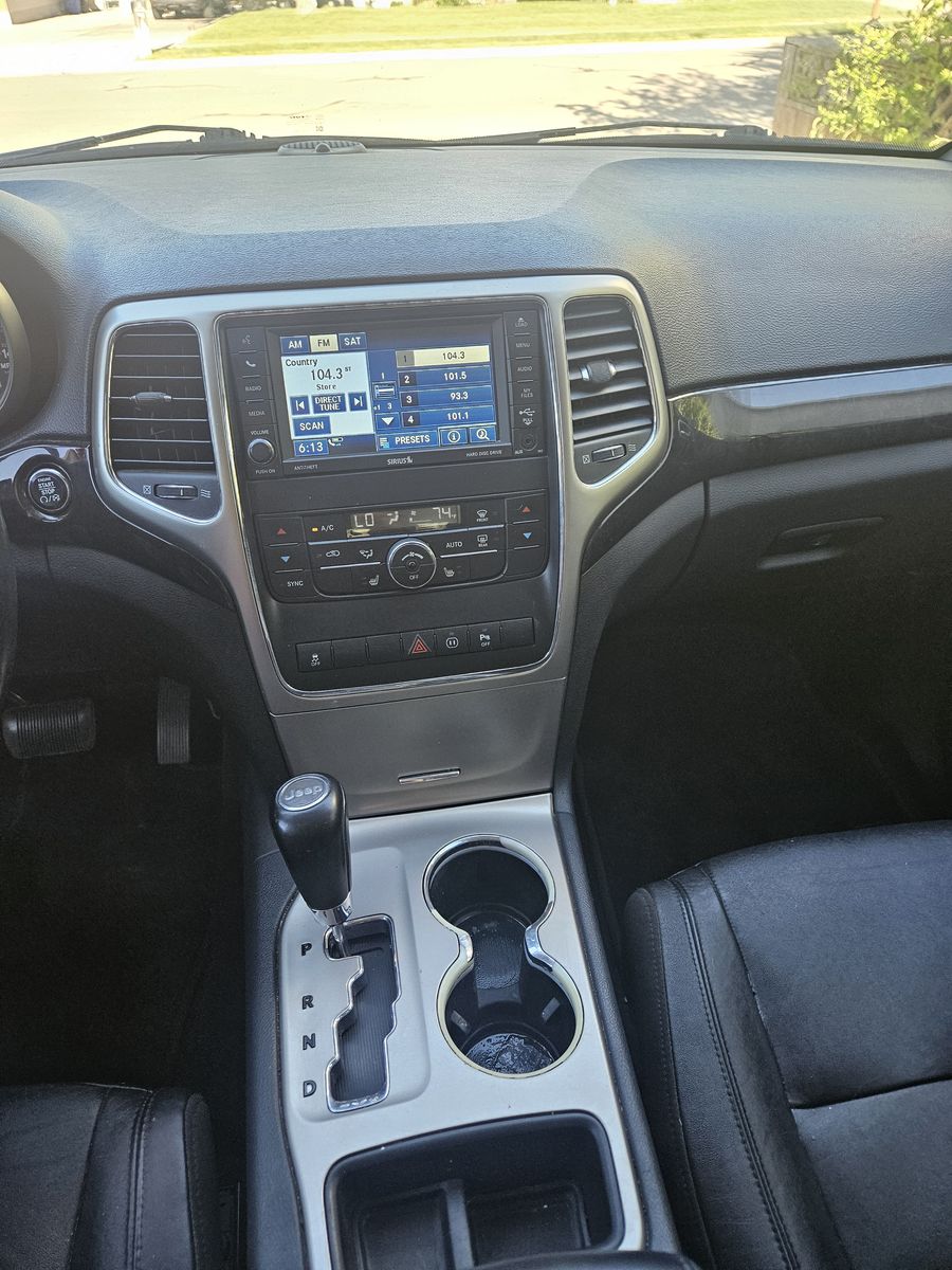 Main image 7