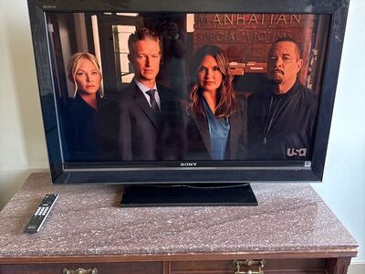 Sony Bravia 40 Inch TV