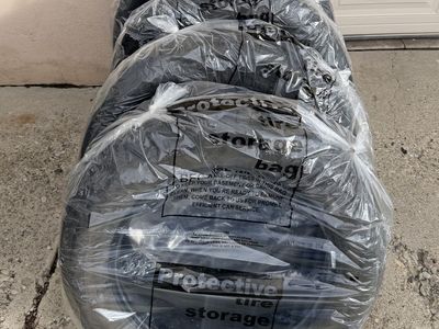 Lot Of (4) MICHELIN Tires 225/60R18