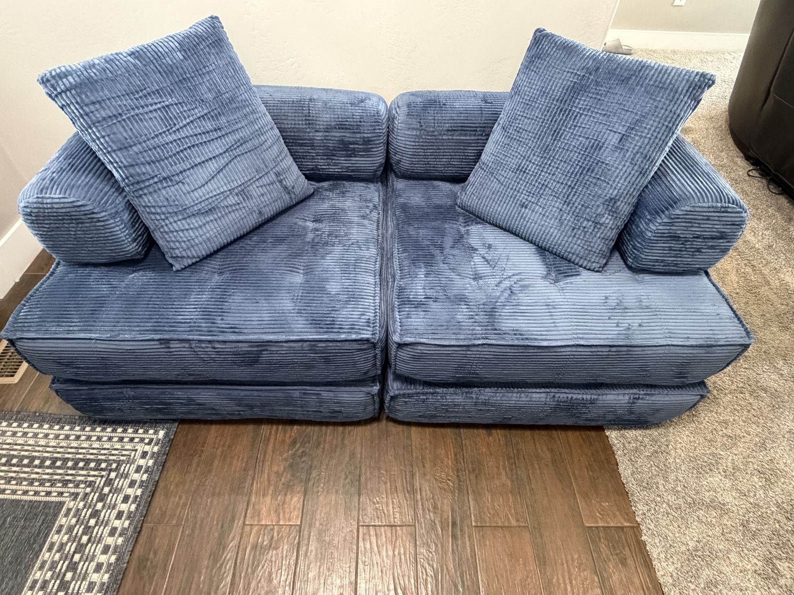 Brand New Blue Viral Boneless couch 6-in-1 Convertible Modular Loveseat Sleeper Sofa