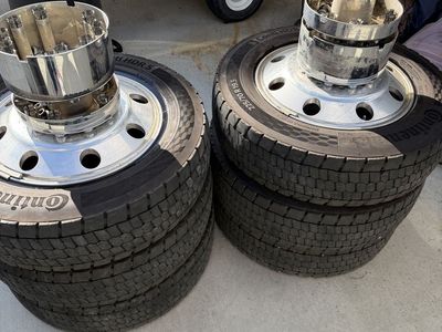 Ford F450 Alcoa wheels and tires