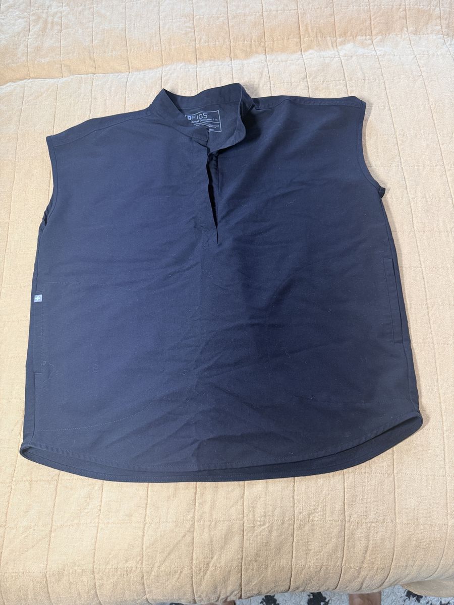 Figs scrubs size medium