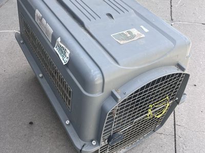 Petmate Vari Kennel Ultra Pet Carrier Dog Crate - Large, Gray, Travel Approved