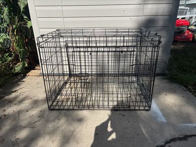 Medium dog kennel
