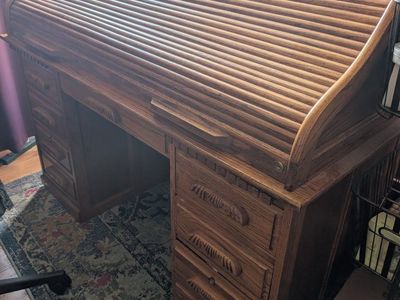 Roll top desk